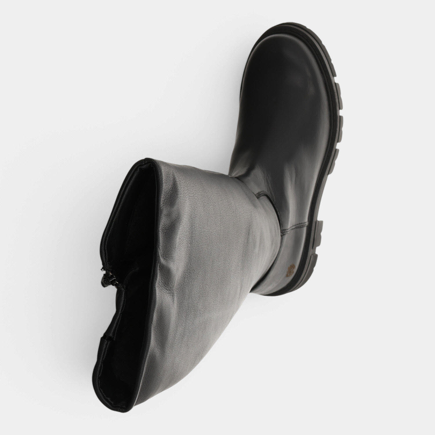 GIGI 1 BLACK